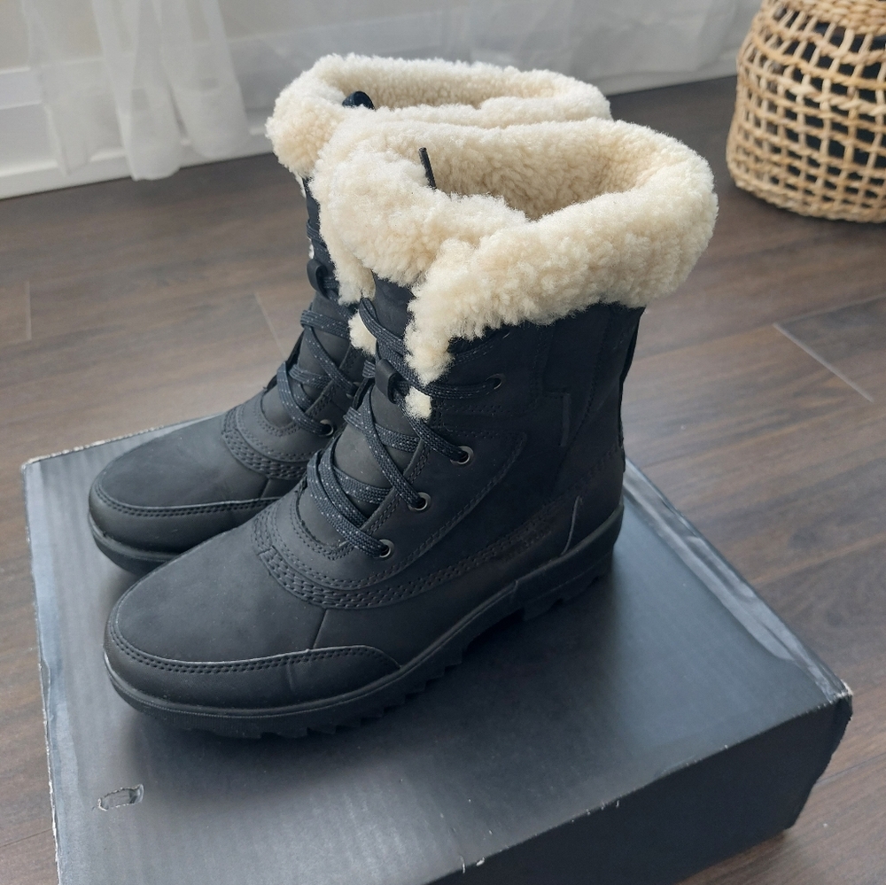 Size 7.5 Sorel Tivoli Winter Boots Runs Small!! Fits Like 6.5-7 - Picture 3 of 16